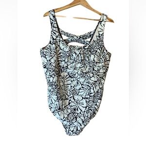 Lands’ End Carmela one piece swimsuit Size 26W